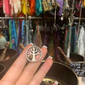 Meet your Posher, Abbye